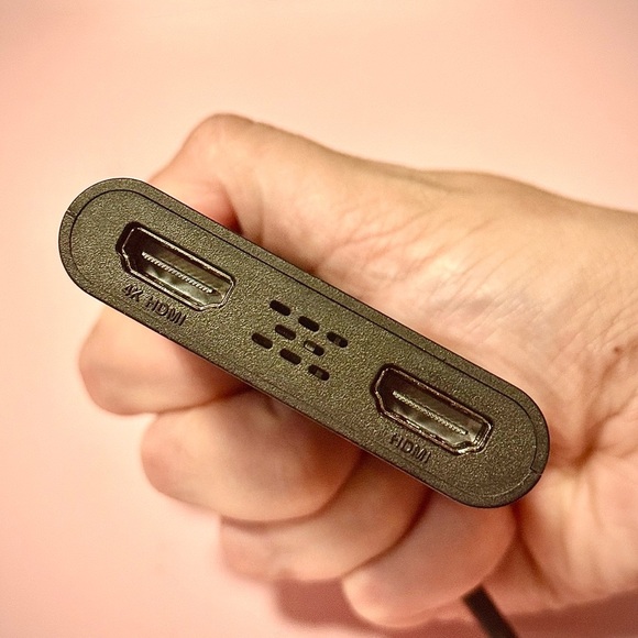 Black USB to Dual 4k HDMI Splitter Adapter for Monitor Extension Multi Screen - Picture 2 of 3